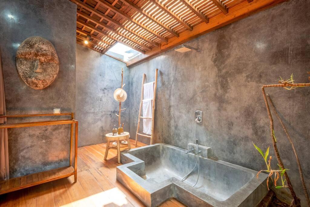 Secret River Villa - Luxury Villa 5 Bedrooms - Kerobokan - Canggu Exterior photo